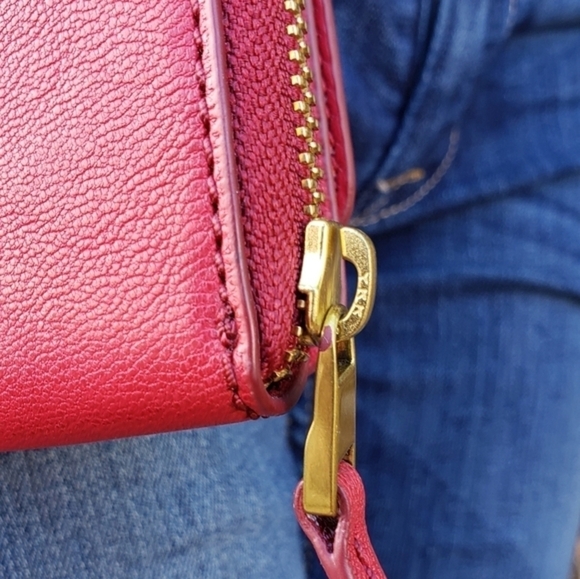 Soo cute little fossil wallet crossbody bag - Picture 6 of 6